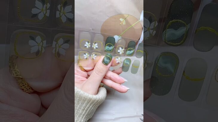 Best gel nail sticker 💅 #gelnailsticker #nails #nailgelart #nailaccessories #nailstickers #shorts