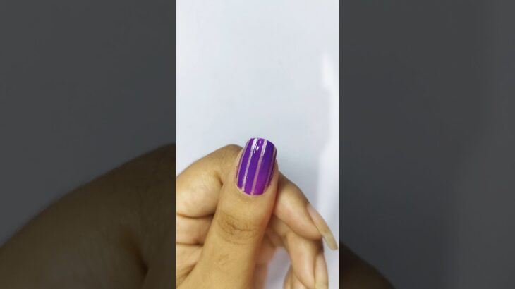 Easy Striping Nail Art At Home 🏡💅🏻#nails #nailart #shorts #viralvideo
