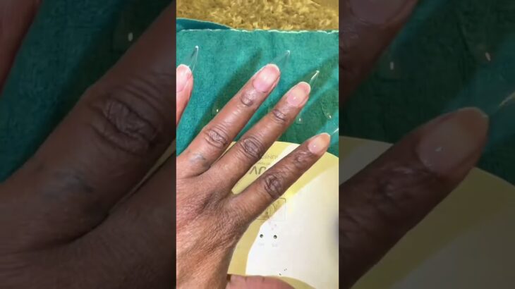 New nails 💅🏾 #newnails #nailsvideotutorial #diynailsathome #gelxnails #beetlenails