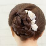 [簡単ヘアアレンジ（No.1から少し変化）】三つ編みシニオン、シンプルだけど上品なまとめ髪/ カジュアル&フォーマル