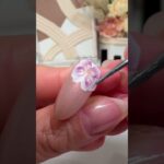 それセルフ？！花びらネイル🌸