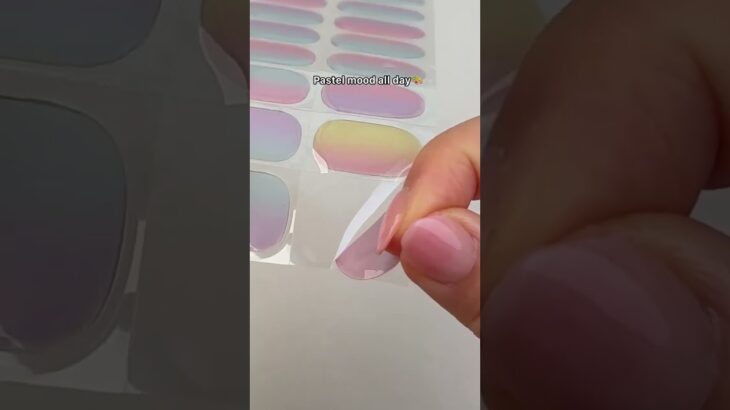 Pastel mood all day🎨