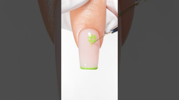 Time to create a lucky 4-leaf clover nail!! 🍀✨#melodysusie #nails #nailart #nailtech #nailtools