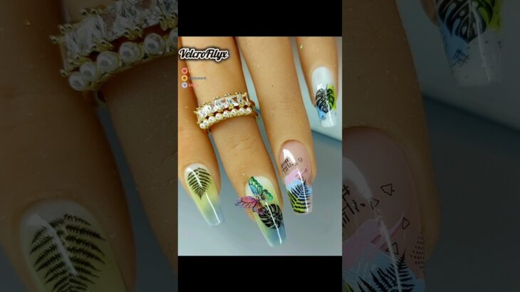 Are you ready for summer? ☀️  #summernails #diynails #trending #summershorts #nailart #nailshorts