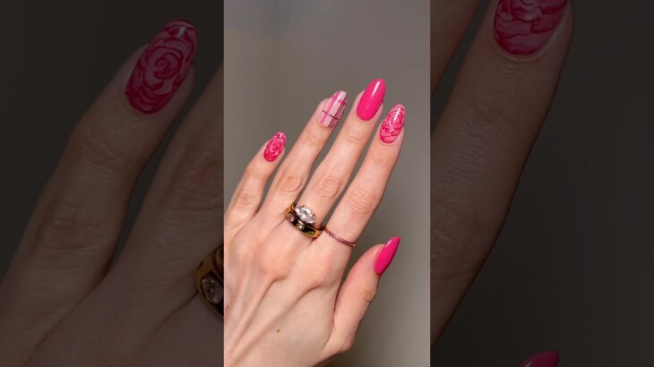 some sweet, delicate roses for spring 💐 #nails #naildesign #nailgelart #nailart #nailinspo