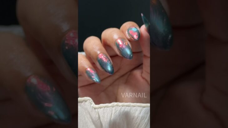 🧜‍♀️🌊✨ Magic Happens when Cat Eye Gel Meets Aurora Nail Chrome #cateyenails #nailart #magneticnails