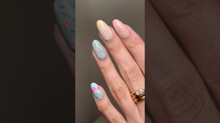 florals for spring, groundbreaking 💐🧺 #nails #naildesign #nailgelart #nailart