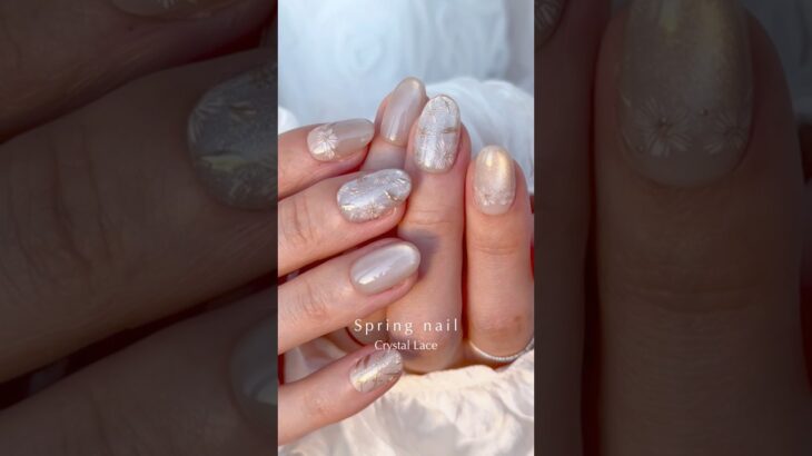 春の新作人気No.3✨️繊細な刺繍アートと柔らかなベージュマグが高級感たっぷり💐 #ネイルチップ #ジェルネイル #セルフネイル #春ネイル #フラワーネイル