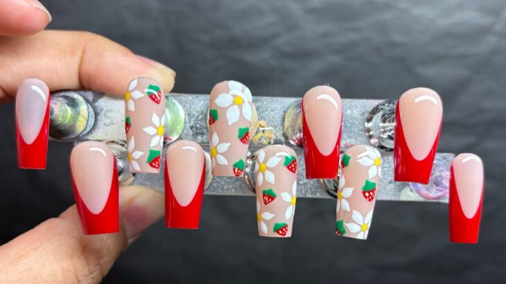 HOW TO: Press On Nail Tutorial! Speing themed, flowers, strawberry nails |HavenTheBrand✨