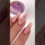 Делимся самым весенним маникюром!