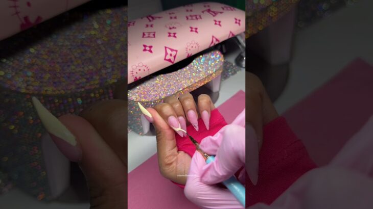 Spring is here.. YK what that means!! 🌸☀️🩷✨ #springnailart #nails #idomyownnails #nailart