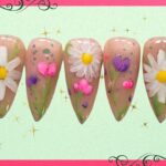Birth Flower Nail Set 🌸 Daisy and Sweet Pea for April | Beginner Nail Art Tutorial