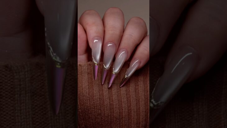 ✨Holo Cat Eye Nails, Link in bio