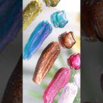 Elegant in still light, hypnotic in motion ✨