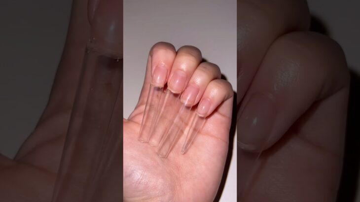 how do we feel about this nail look? 🤔 💅🏼 #nailart #nails #naildesign #nail #gelx #nailtutorial