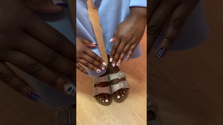 Matching nail and toe set 💅🏽🌸