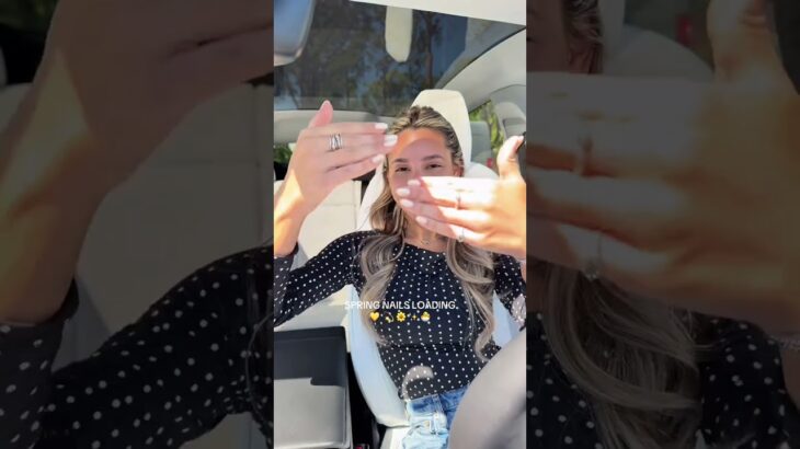 Spring Nails Loading… 💛 💅