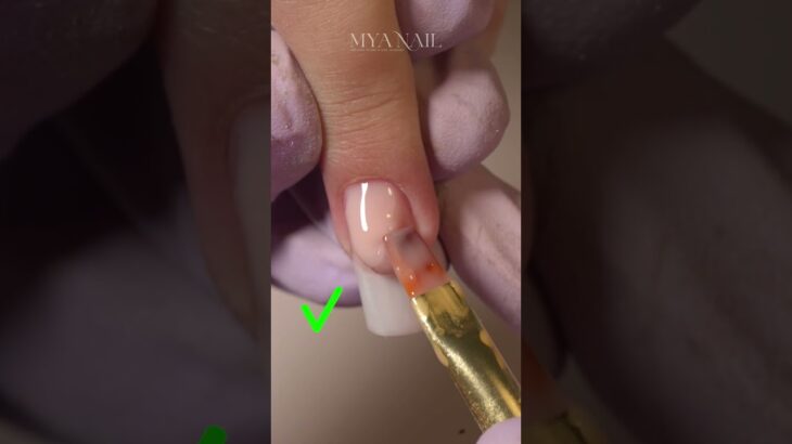 Chia sẻ đắpp gel form móng vuông lưu lại ngay nhé