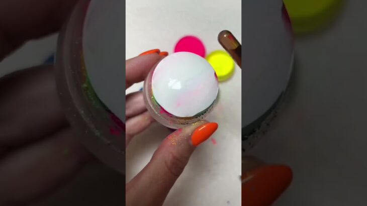 Lisa Frank inspired “rainbow bridge” nails.