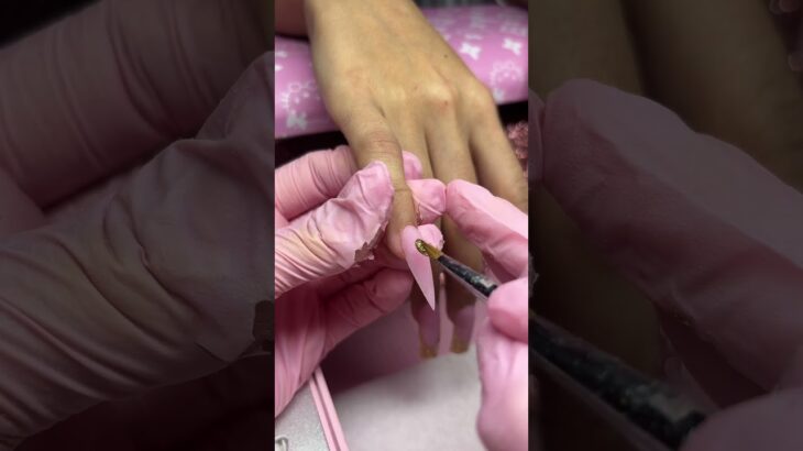 #nails #structuregel #shiningnails #nailinspo #poligel #nailtech #pinknaildesigns #nailtutorial