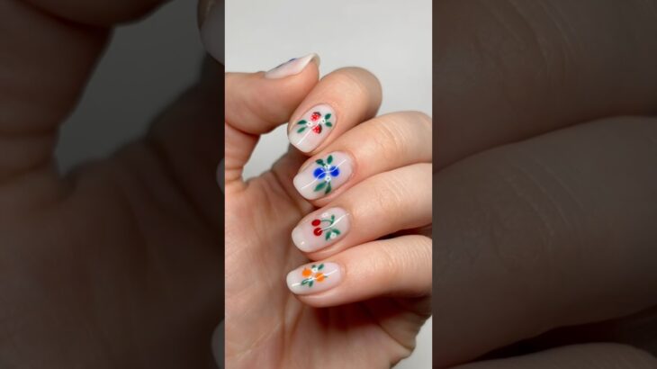 STOP!🛑 These are the CUTEST fruit salad nails EVER 🍓🫐💅🏻