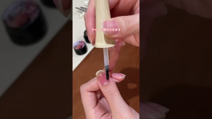 【Sen Nail】マグネットネイルってやっぱり可愛い…♡ 光り方がきれいな作り方 #shorts #sennail #shiningnails #セルフネイル #セルフネイル #ハンドメイド