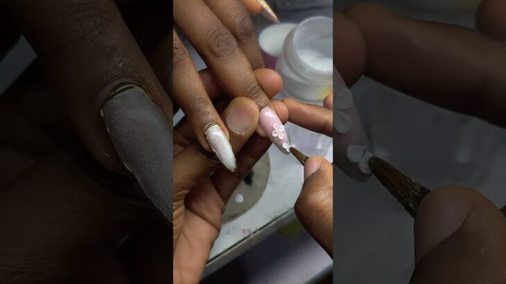 Short tutorial to n poly gel #nailartdesigns