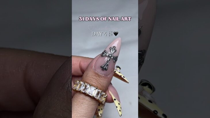 DAY 4 – CHROME HEARTS⛓️ #simplenails #nailtutorial #nailart #naildesign #chromehearts #nailinspo