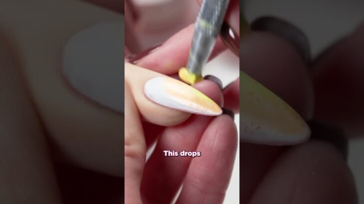 Only 24 Hours! Grab This Bright Summer Ombre Nail Deal!