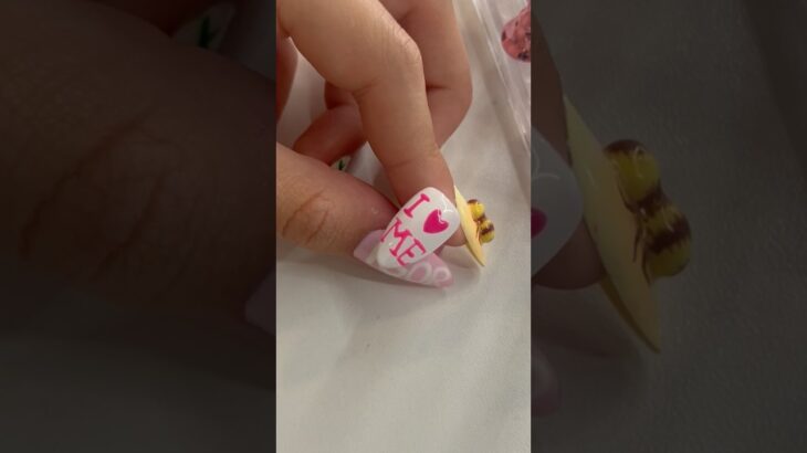 Custom press ons! #foryou #nails #idomyownnails #makemefamous #nailart #nailinspo #gelxnails #viral
