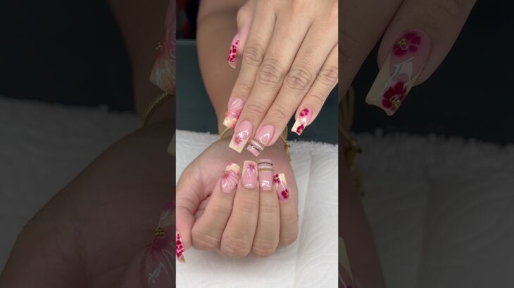 Blooming nail art 🌸 #nails #nailart #bloominggelnailart #bloominggel #uñasdecoradas