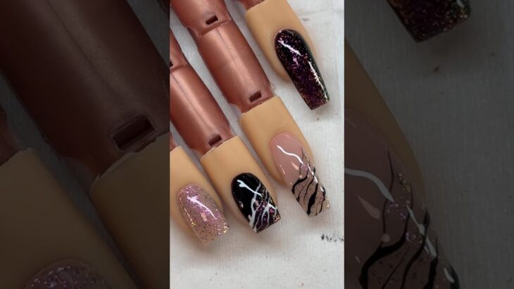 Beginner Nail Tutorial – How to Use the New Cream Clay Palette | Light vs. Dark Nail Art