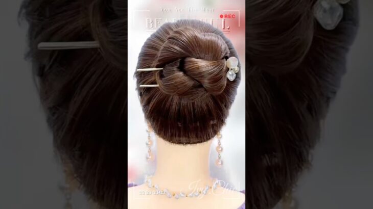 How Pretty Is This? 😍    #updohairstyle #hairstyles #hairtutorial #beautifulhair