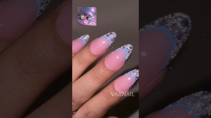 ✨🪩The way these tips catch the light ✨ #varnailgelpolish #frenchnails #sparklingnails #naildesigns